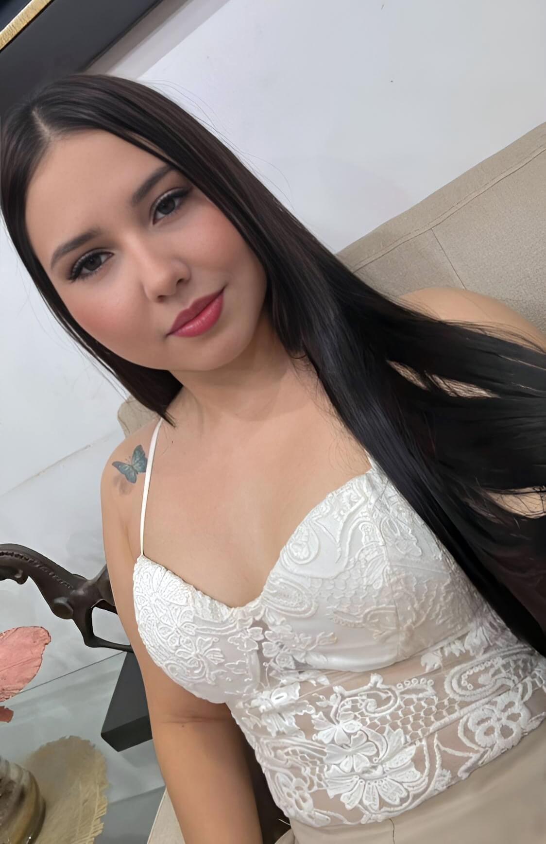 Dolls-of-Aruba-Escorts-LUNA