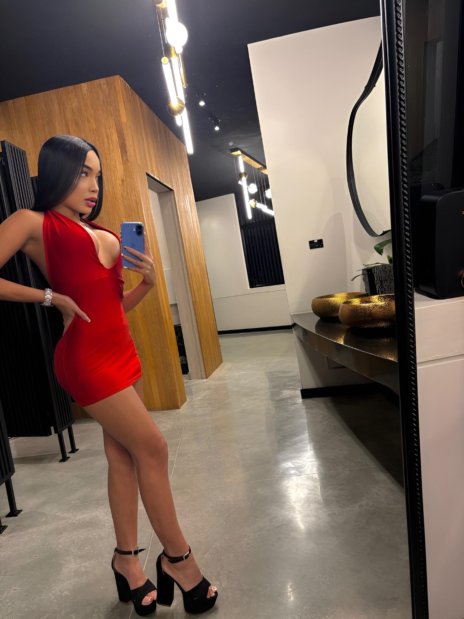 Dolls of Aruba Escorts - NATALIA